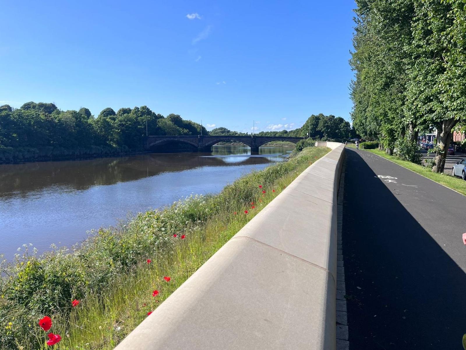 Riverside By Teil Preston  Esterno foto